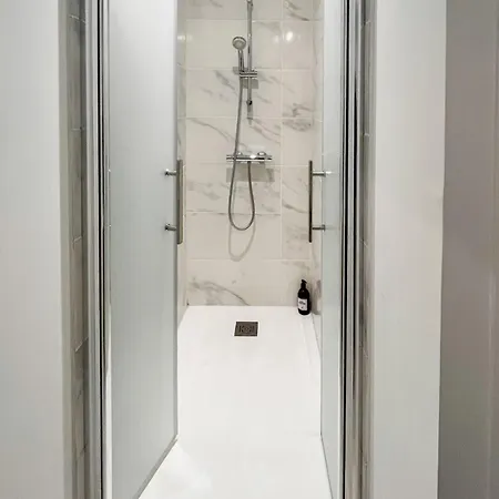 T2 La Doutre 2-4 Personnes * Angers